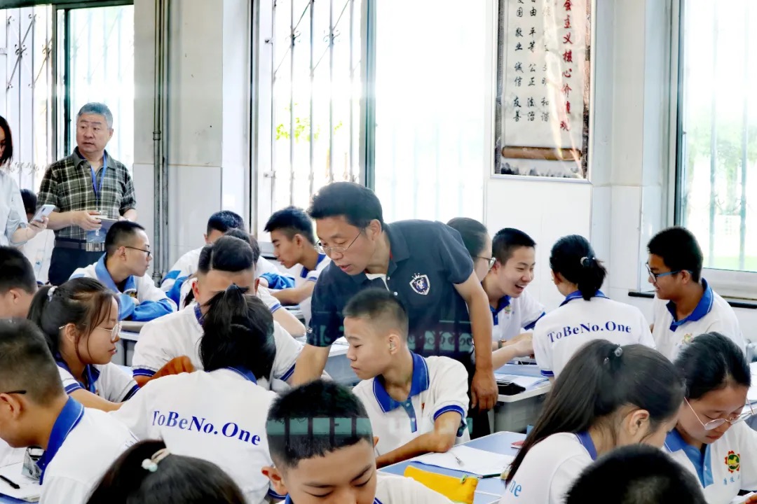 692ead0f32d64.jpg 692ead0f32d64.jpg