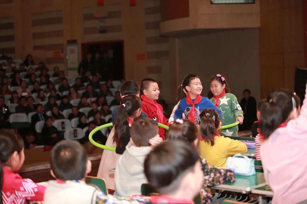 692eb43d552b5.jpg 692eb43d552b5.jpg