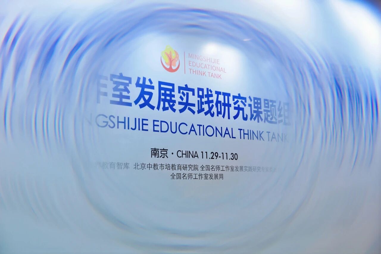 69367c6eedc1d.jpeg 69367c6eedc1d.jpeg